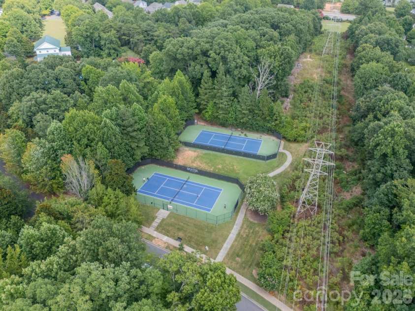 7124 Michael Scott Crossing, Fort Mill, SC 29708.  MLS# CAR4413230, YatesRealty ID 44271. 