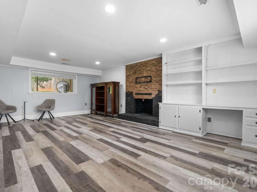1197 Zion Church Road, Hickory, NC 28602.  MLS# CAR4414366, YatesRealty ID 44272. 