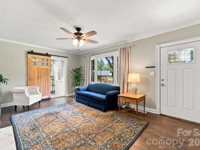 2438 Remount Road, Charlotte, NC 28208.  MLS# CAR4413052, YatesRealty ID 44273. 