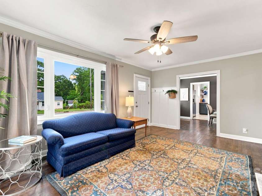 2438 Remount Road, Charlotte, NC 28208.  MLS# CAR4413052, YatesRealty ID 44273. 