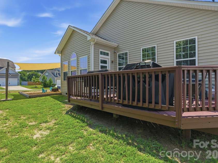 4851 Summerside Drive, Clover, SC 29710.  MLS# CAR4412393, YatesRealty ID 44274. 