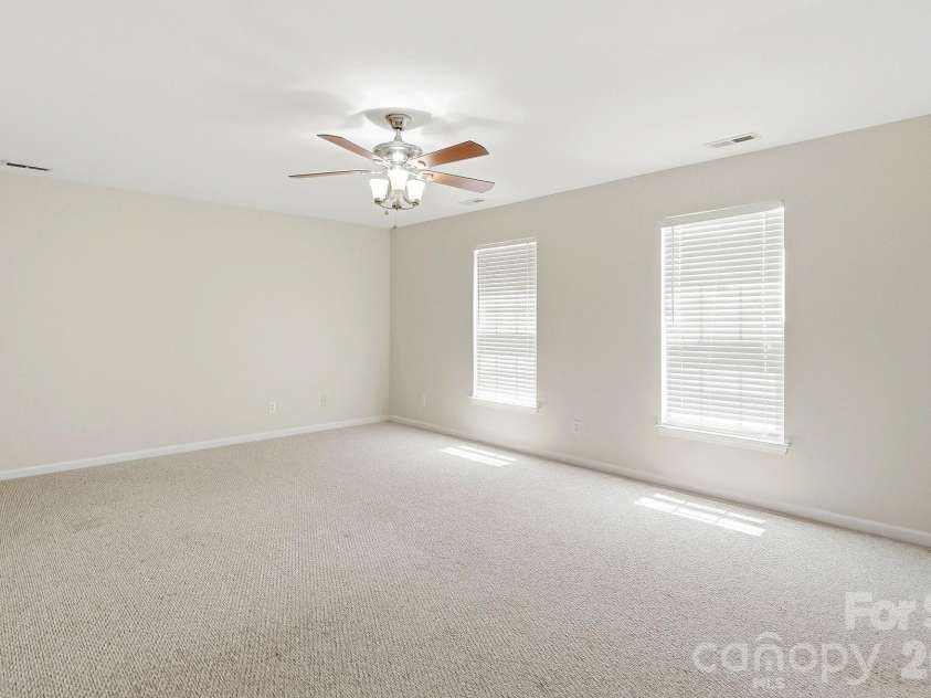 4010 Lawrence Daniel Drive, Matthews, NC 28104.  MLS# CAR4410182, YatesRealty ID 44275. Primary Bedroom