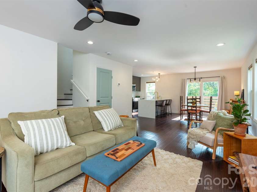 191 Chatham Road, Asheville, NC 28804.  MLS# CAR4413770, YatesRealty ID 44276. 