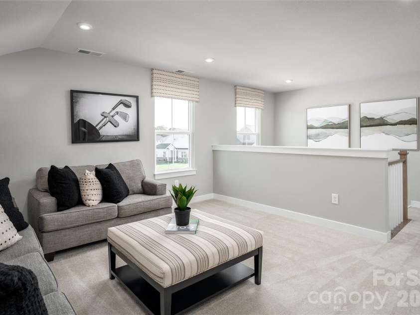 925 Heathway Drive, Charlotte, NC 28213.  MLS# CAR4414387, YatesRealty ID 44278. Representative Photo Only