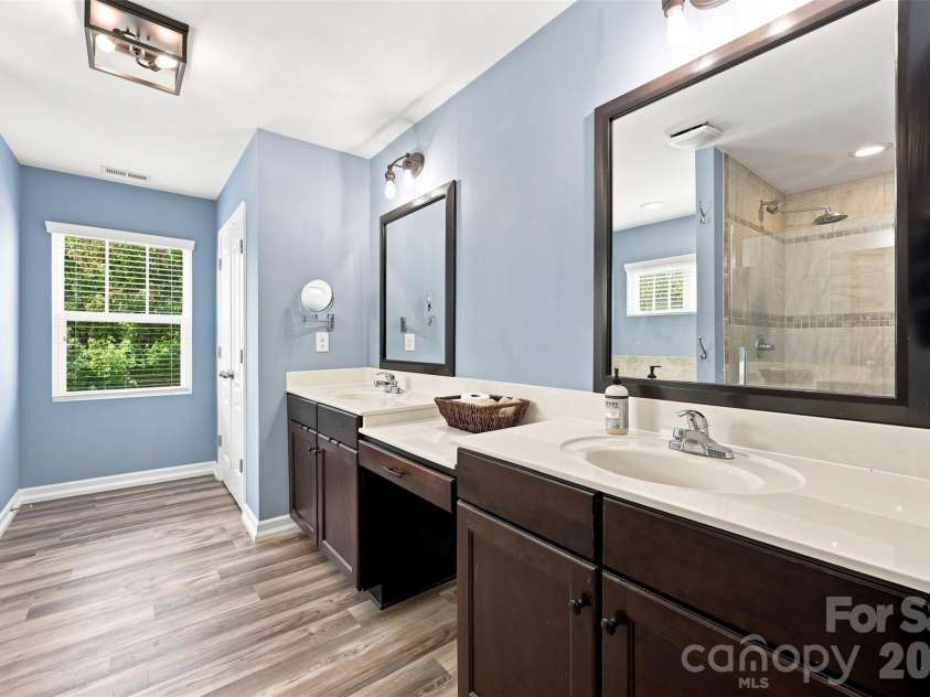 126 Misty Woods Drive, Clover, SC 29710.  MLS# CAR4414251, YatesRealty ID 44279. Primary Bath