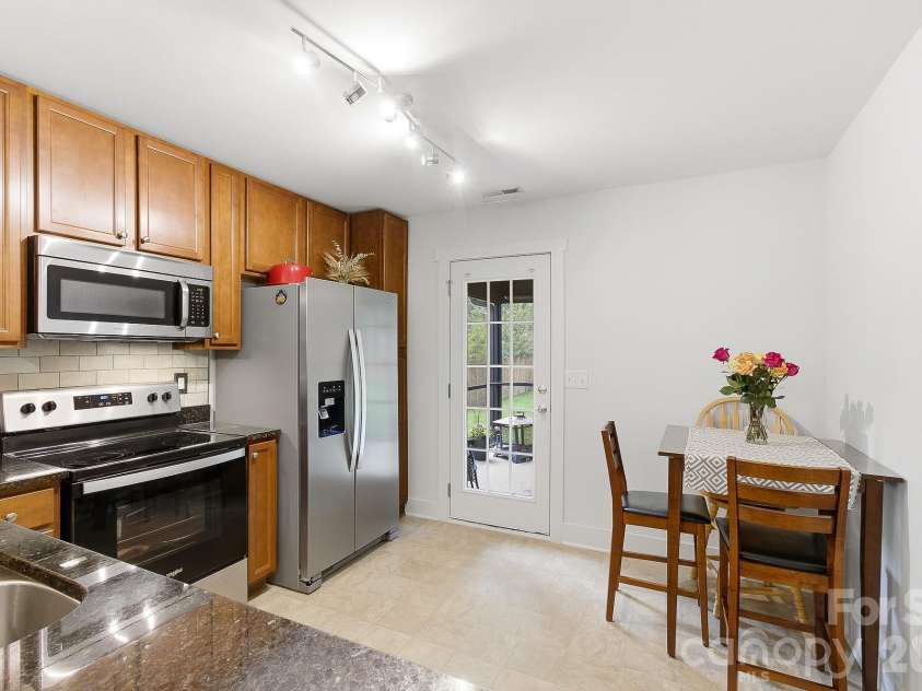 13 Mallard Run Drive, Arden, NC 28704.  MLS# CAR4411940, YatesRealty ID 44281. 