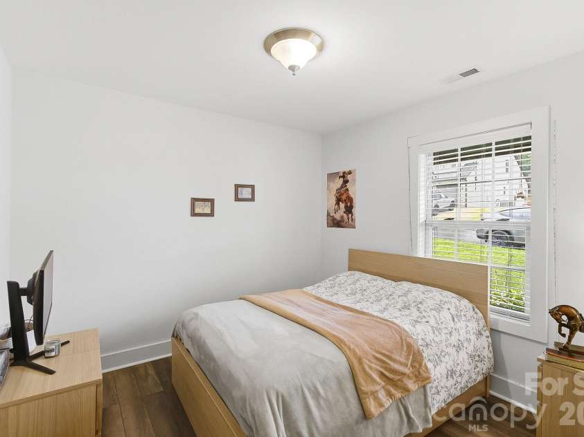 13 Mallard Run Drive, Arden, NC 28704.  MLS# CAR4411940, YatesRealty ID 44281. 