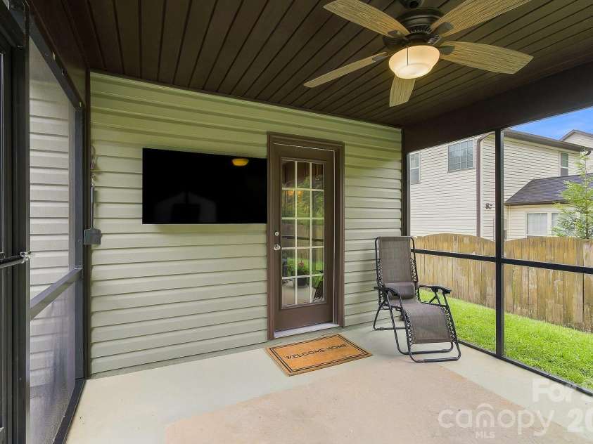 13 Mallard Run Drive, Arden, NC 28704.  MLS# CAR4411940, YatesRealty ID 44281. 