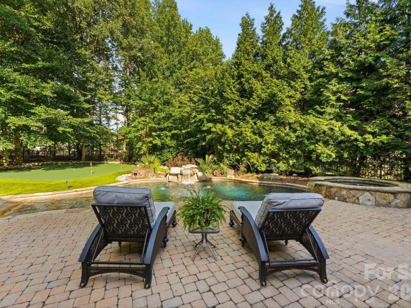 7924 Skye Lochs Drive, Waxhaw, NC 28173.  MLS# CAR4414042, YatesRealty ID 44282. 