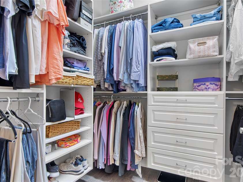 218 Stone Mountain Way, Denver, NC 28037.  MLS# CAR4402089, YatesRealty ID 44285. Custom Closet