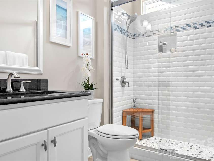 218 Stone Mountain Way, Denver, NC 28037.  MLS# CAR4402089, YatesRealty ID 44285. Full Bath With Shower