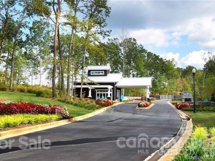 218 Stone Mountain Way, Denver, NC 28037.  MLS# CAR4402089, YatesRealty ID 44285. We Are A Gated Community
