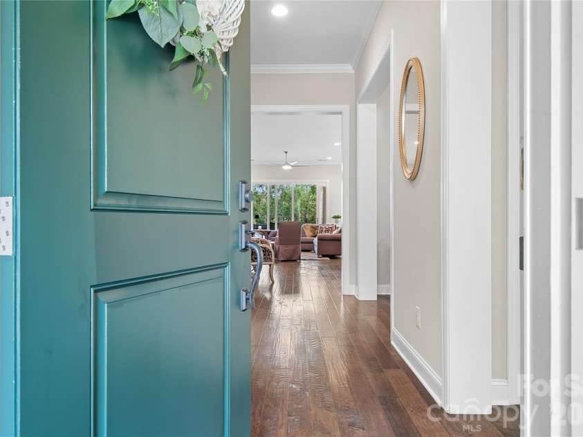 218 Stone Mountain Way, Denver, NC 28037.  MLS# CAR4402089, YatesRealty ID 44285. Wonderful First Impression