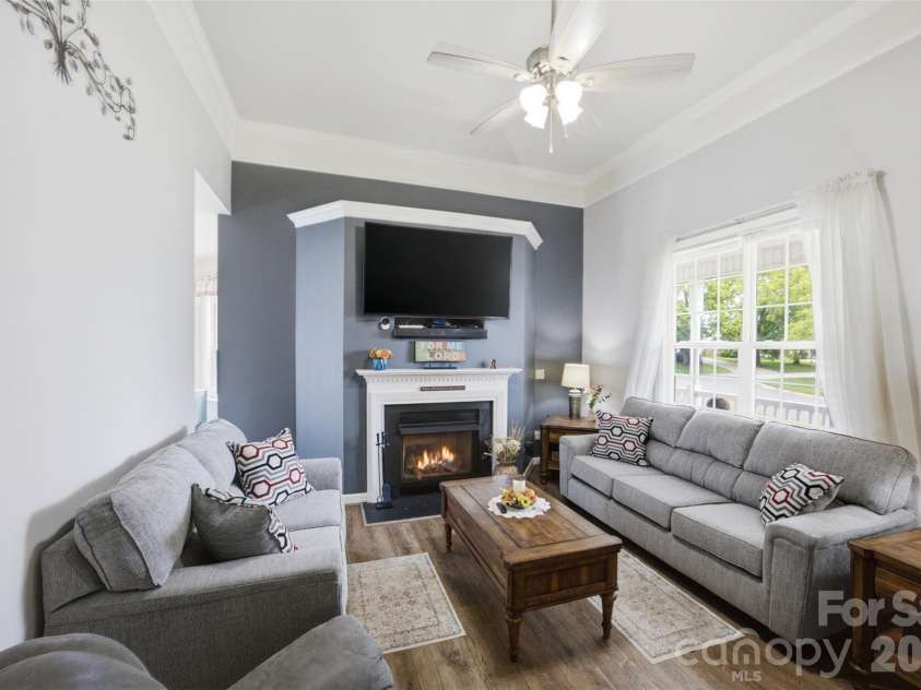 400 Brookhollow Drive, York, SC 29745.  MLS# CAR4414021, YatesRealty ID 44288. 
