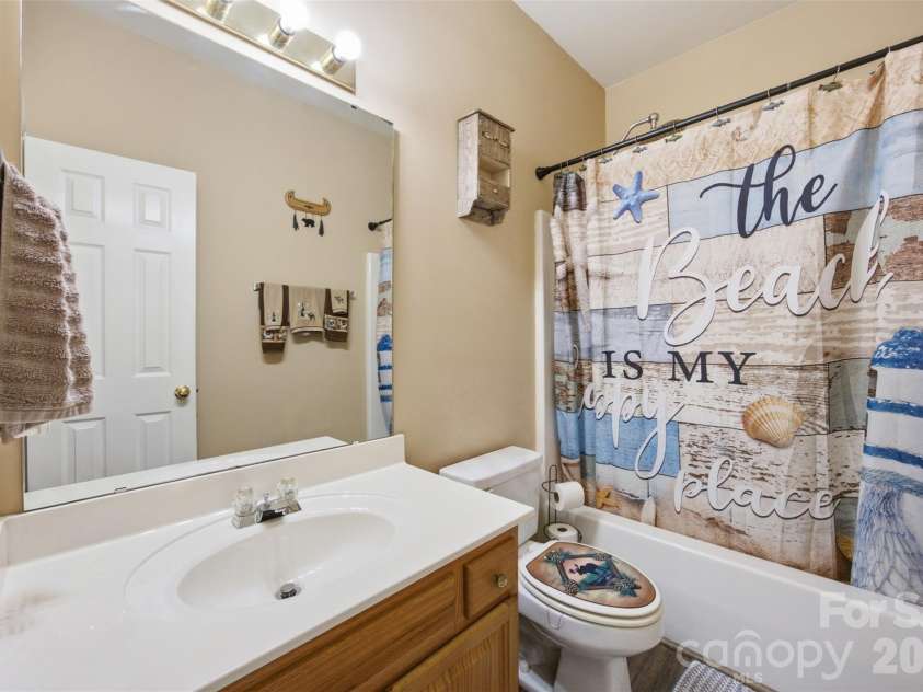 400 Brookhollow Drive, York, SC 29745.  MLS# CAR4414021, YatesRealty ID 44288. 