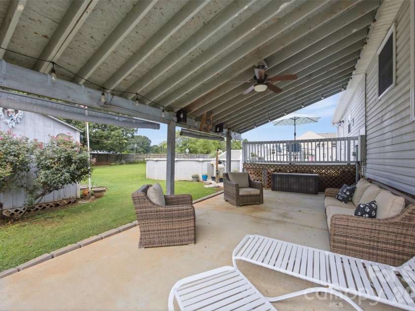 400 Brookhollow Drive, York, SC 29745.  MLS# CAR4414021, YatesRealty ID 44288. 