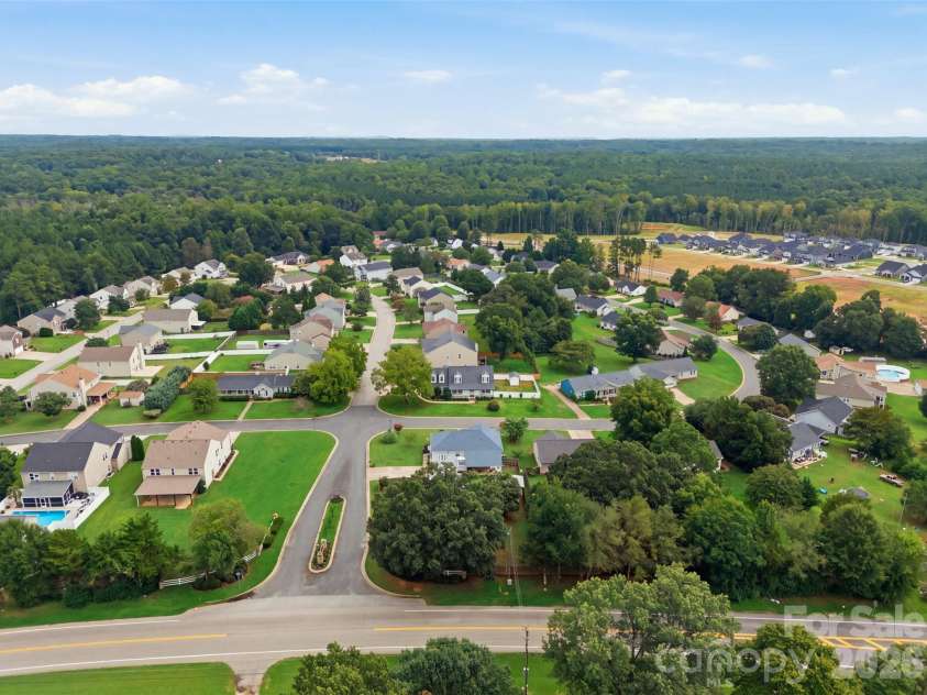 400 Brookhollow Drive, York, SC 29745.  MLS# CAR4414021, YatesRealty ID 44288. 