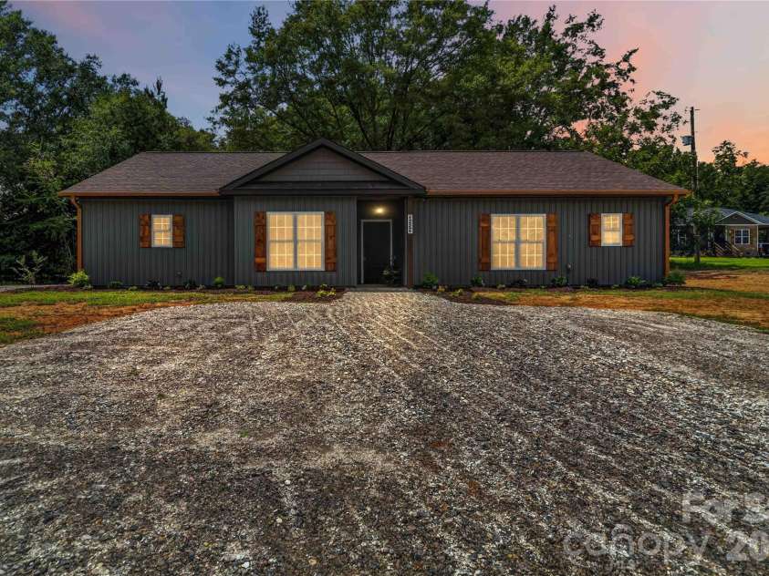 2553 Mt Prospect Road, Chester, SC 29706.  MLS# CAR4413897, YatesRealty ID 44289. 