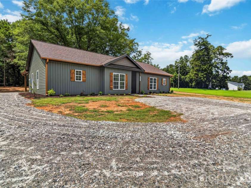 2553 Mt Prospect Road, Chester, SC 29706.  MLS# CAR4413897, YatesRealty ID 44289. 