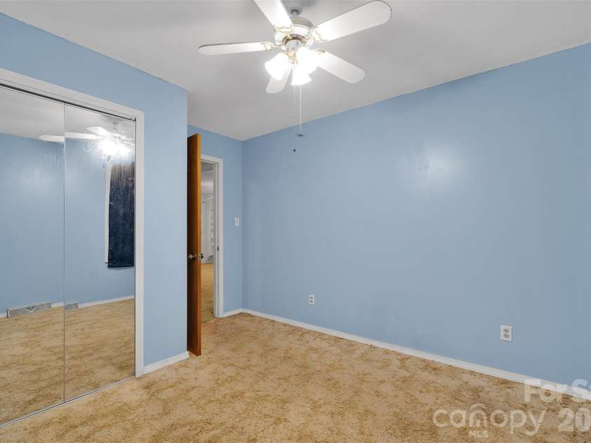 1202 Midwood Drive, Monroe, NC 28112.  MLS# CAR4356506, YatesRealty ID 4429. 