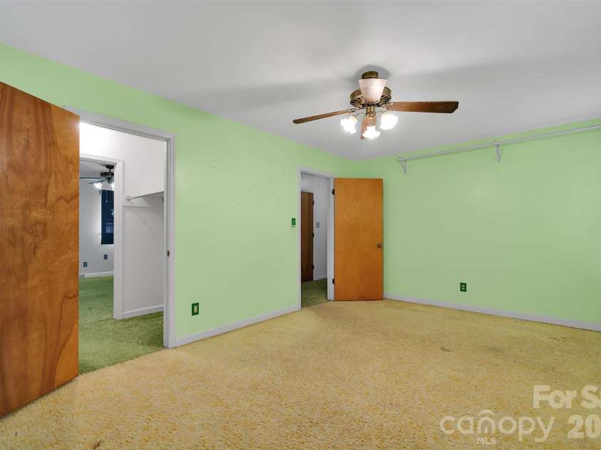 1202 Midwood Drive, Monroe, NC 28112.  MLS# CAR4356506, YatesRealty ID 4429. 