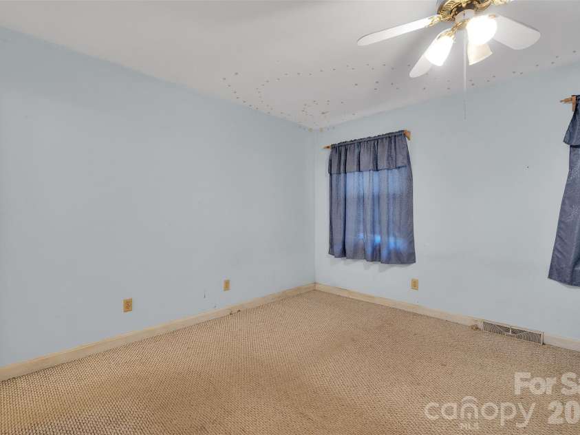 1202 Midwood Drive, Monroe, NC 28112.  MLS# CAR4356506, YatesRealty ID 4429. 