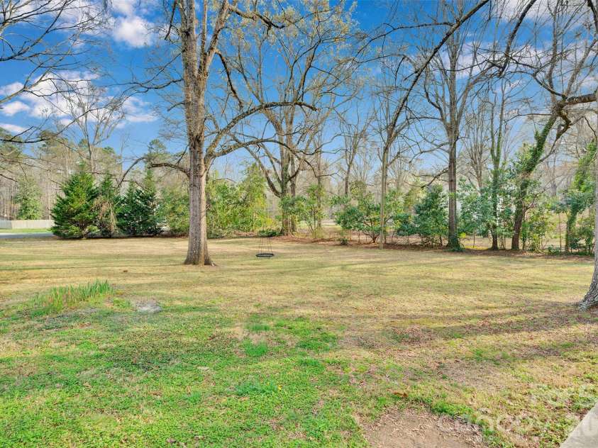 1202 Midwood Drive, Monroe, NC 28112.  MLS# CAR4356506, YatesRealty ID 4429. 