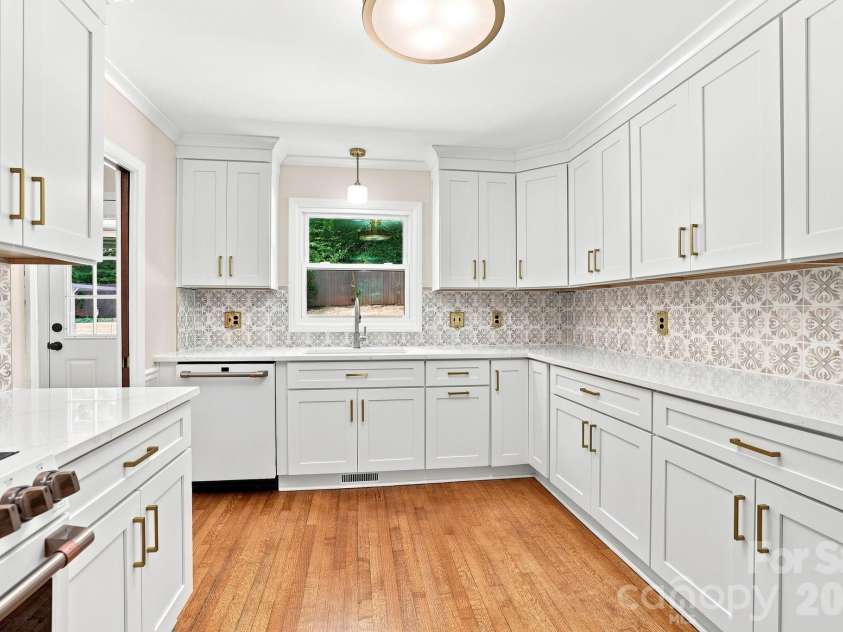 514 Belwood Drive, Belmont, NC 28012.  MLS# CAR4414573, YatesRealty ID 44290. 
