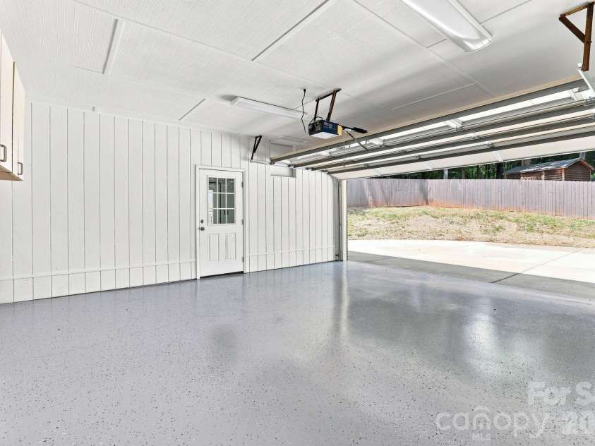 514 Belwood Drive, Belmont, NC 28012.  MLS# CAR4414573, YatesRealty ID 44290. 