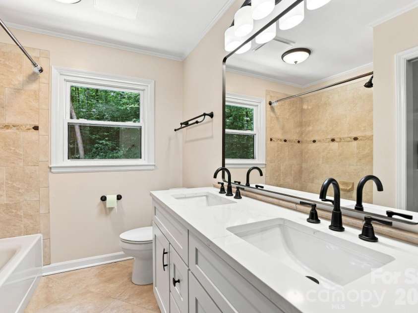 514 Belwood Drive, Belmont, NC 28012.  MLS# CAR4414573, YatesRealty ID 44290. 