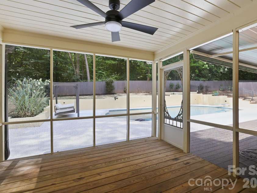514 Belwood Drive, Belmont, NC 28012.  MLS# CAR4414573, YatesRealty ID 44290. 