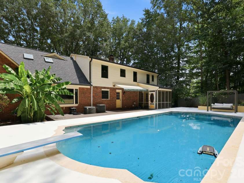 514 Belwood Drive, Belmont, NC 28012.  MLS# CAR4414573, YatesRealty ID 44290. 