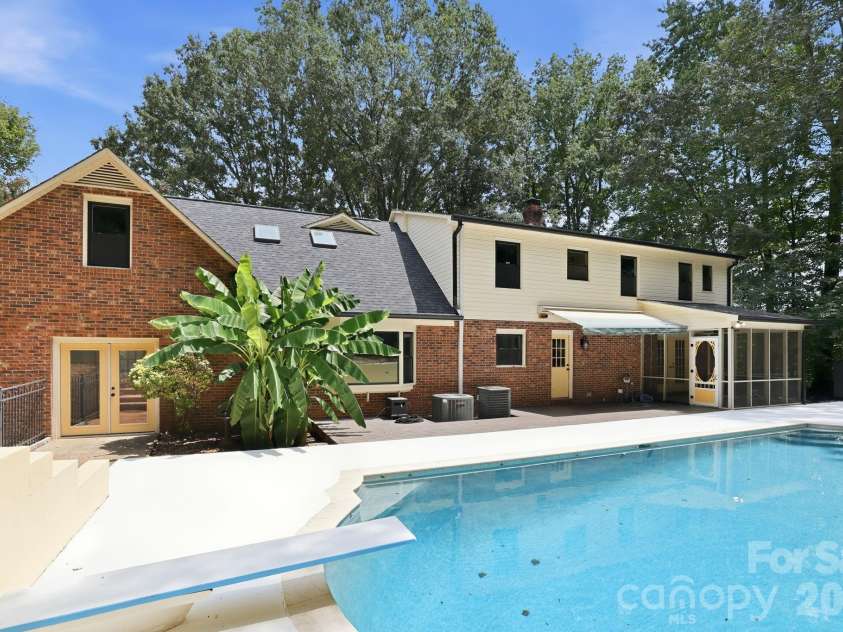 514 Belwood Drive, Belmont, NC 28012.  MLS# CAR4414573, YatesRealty ID 44290. 