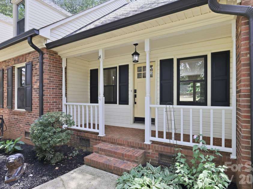 514 Belwood Drive, Belmont, NC 28012.  MLS# CAR4414573, YatesRealty ID 44290. 
