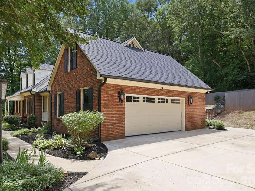 514 Belwood Drive, Belmont, NC 28012.  MLS# CAR4414573, YatesRealty ID 44290. 