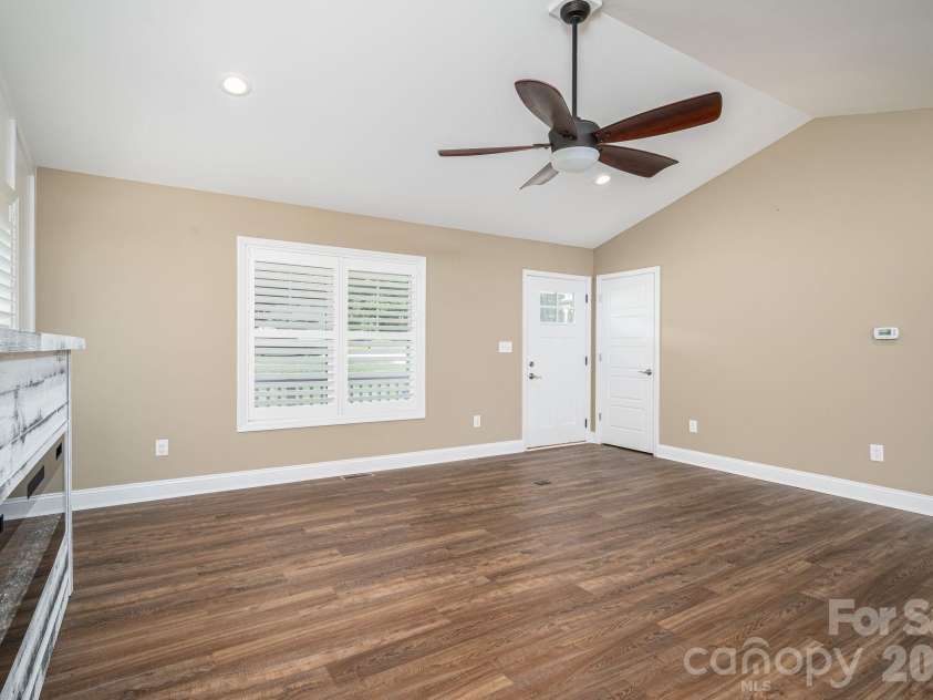 6901 Navajo Trail, Sherrills Ford, NC 28673.  MLS# CAR4414423, YatesRealty ID 44291. 