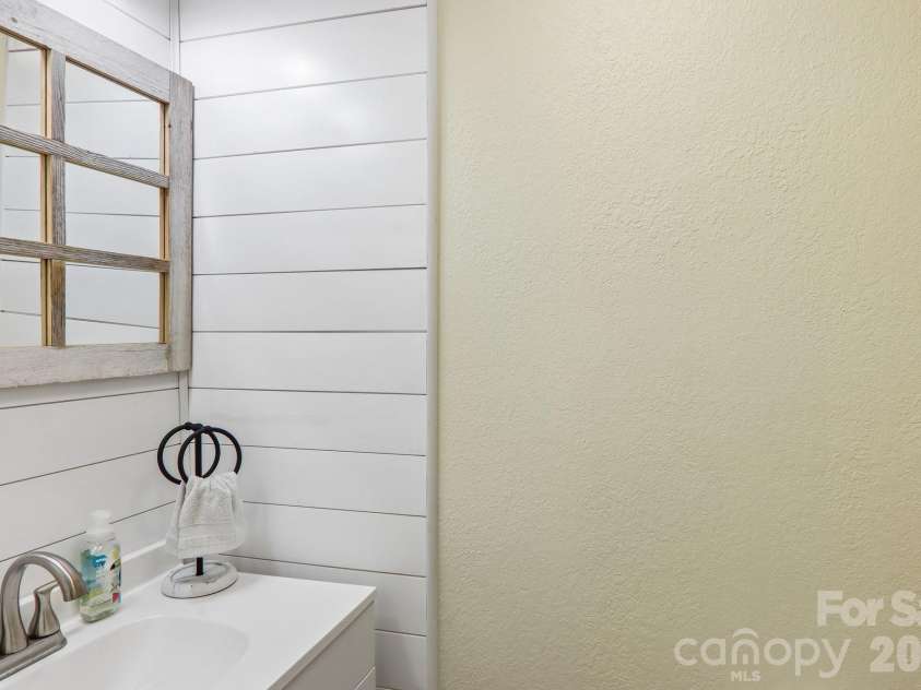 70 Ninevah Road, Waynesville, NC 28786.  MLS# CAR4414516, YatesRealty ID 44292. 