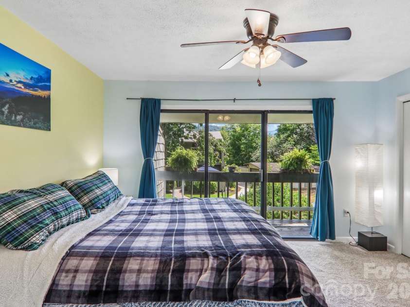 70 Ninevah Road, Waynesville, NC 28786.  MLS# CAR4414516, YatesRealty ID 44292. 