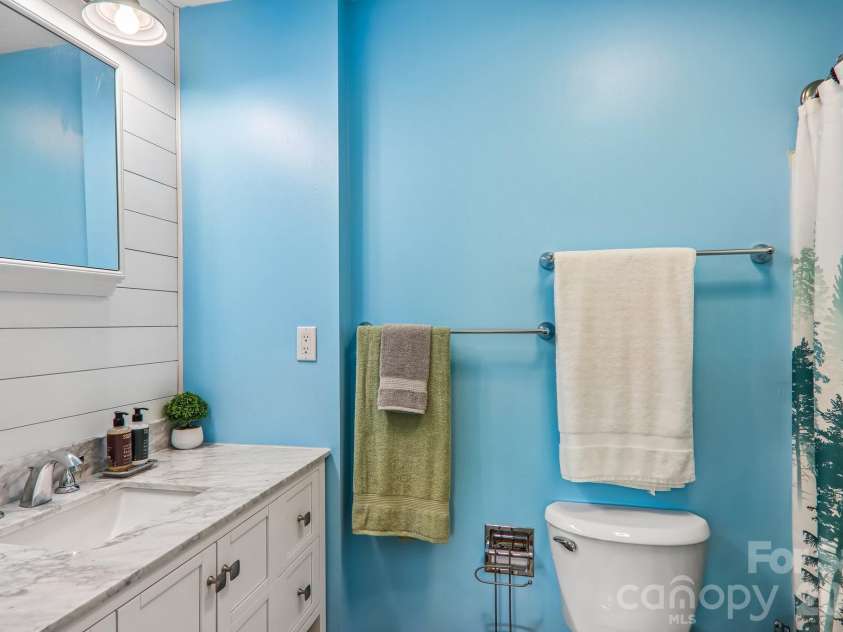 70 Ninevah Road, Waynesville, NC 28786.  MLS# CAR4414516, YatesRealty ID 44292. 