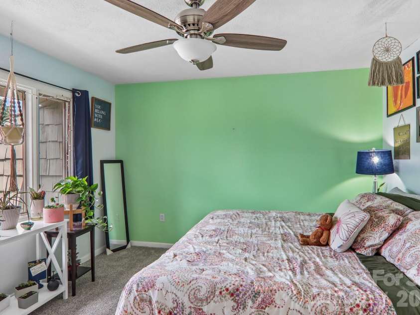 70 Ninevah Road, Waynesville, NC 28786.  MLS# CAR4414516, YatesRealty ID 44292. 