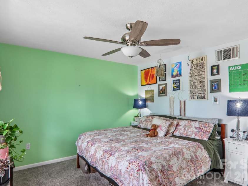 70 Ninevah Road, Waynesville, NC 28786.  MLS# CAR4414516, YatesRealty ID 44292. 