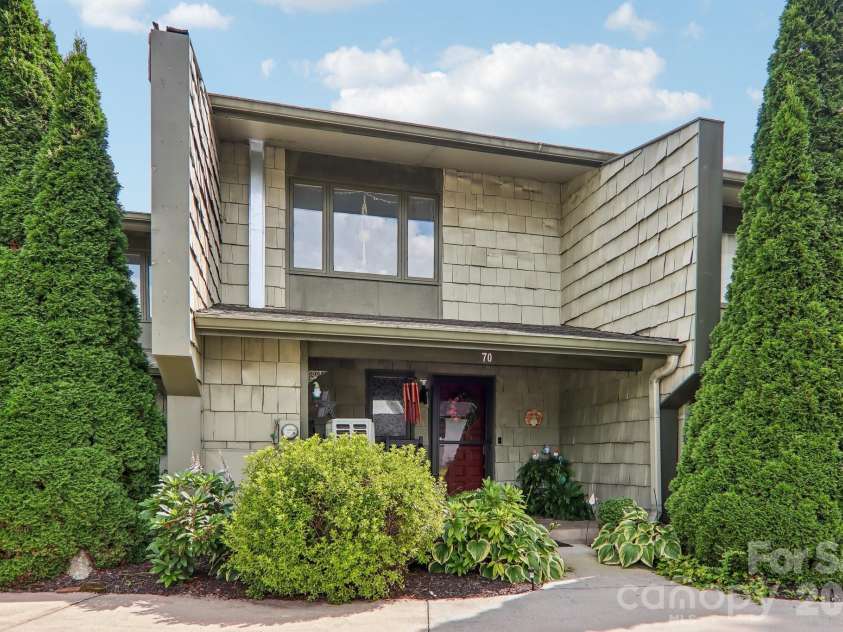 70 Ninevah Road, Waynesville, NC 28786.  MLS# CAR4414516, YatesRealty ID 44292. 