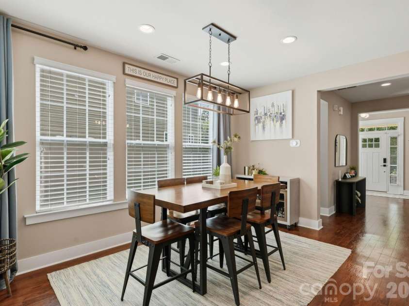 1702 Woodward Avenue, Charlotte, NC 28206.  MLS# CAR4414135, YatesRealty ID 44293. 