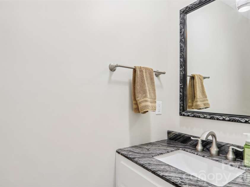 70 Acorn Lane, Clyde, NC 28721.  MLS# CAR4411372, YatesRealty ID 44294. 