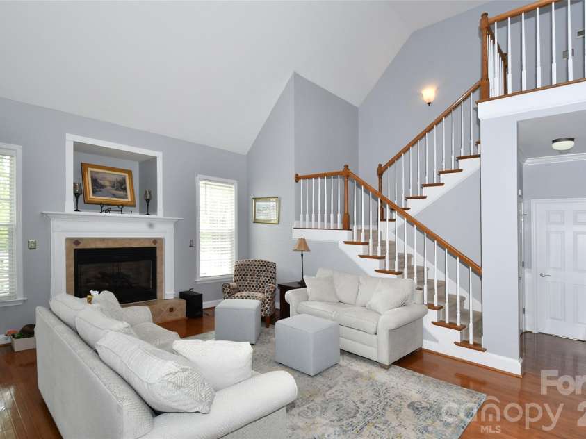2525 Brook Stone Drive, Clemmons, NC 27012.  MLS# CAR4398428, YatesRealty ID 44297. 