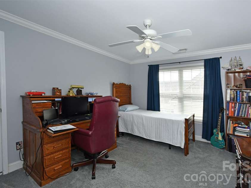 2525 Brook Stone Drive, Clemmons, NC 27012.  MLS# CAR4398428, YatesRealty ID 44297. 