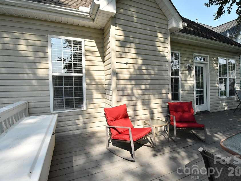 2525 Brook Stone Drive, Clemmons, NC 27012.  MLS# CAR4398428, YatesRealty ID 44297. 