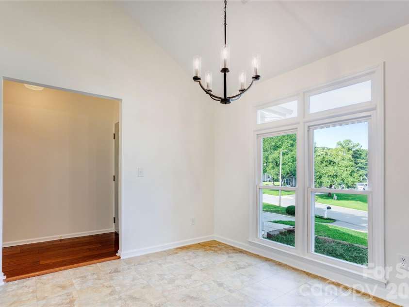 156 Edgewater Drive, Concord, NC 28027.  MLS# CAR4413561, YatesRealty ID 44298. Bright breakfast area