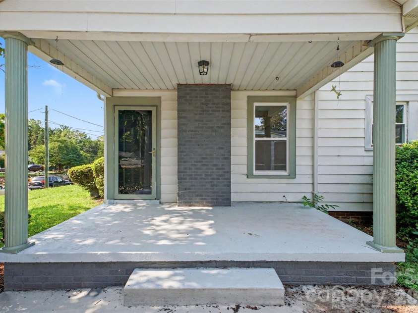 810 Bostian Street, China Grove, NC 28023.  MLS# CAR4410555, YatesRealty ID 44299. 