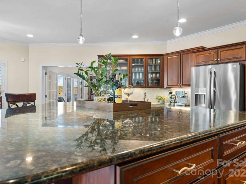 4165 54th Avenue, Hickory, NC 28601.  MLS# CAR4210566, YatesRealty ID 443. 